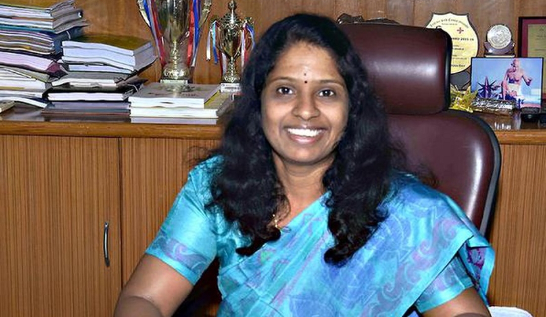 Deepa Cholan IAS Biography